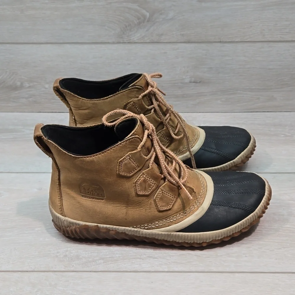 Sorel Women Out N About Rubber Leather Duck Boots shoes sz 9.5